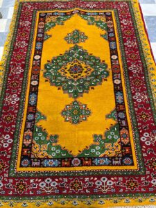 قالیچه گل ابریشم خردلی سه متری